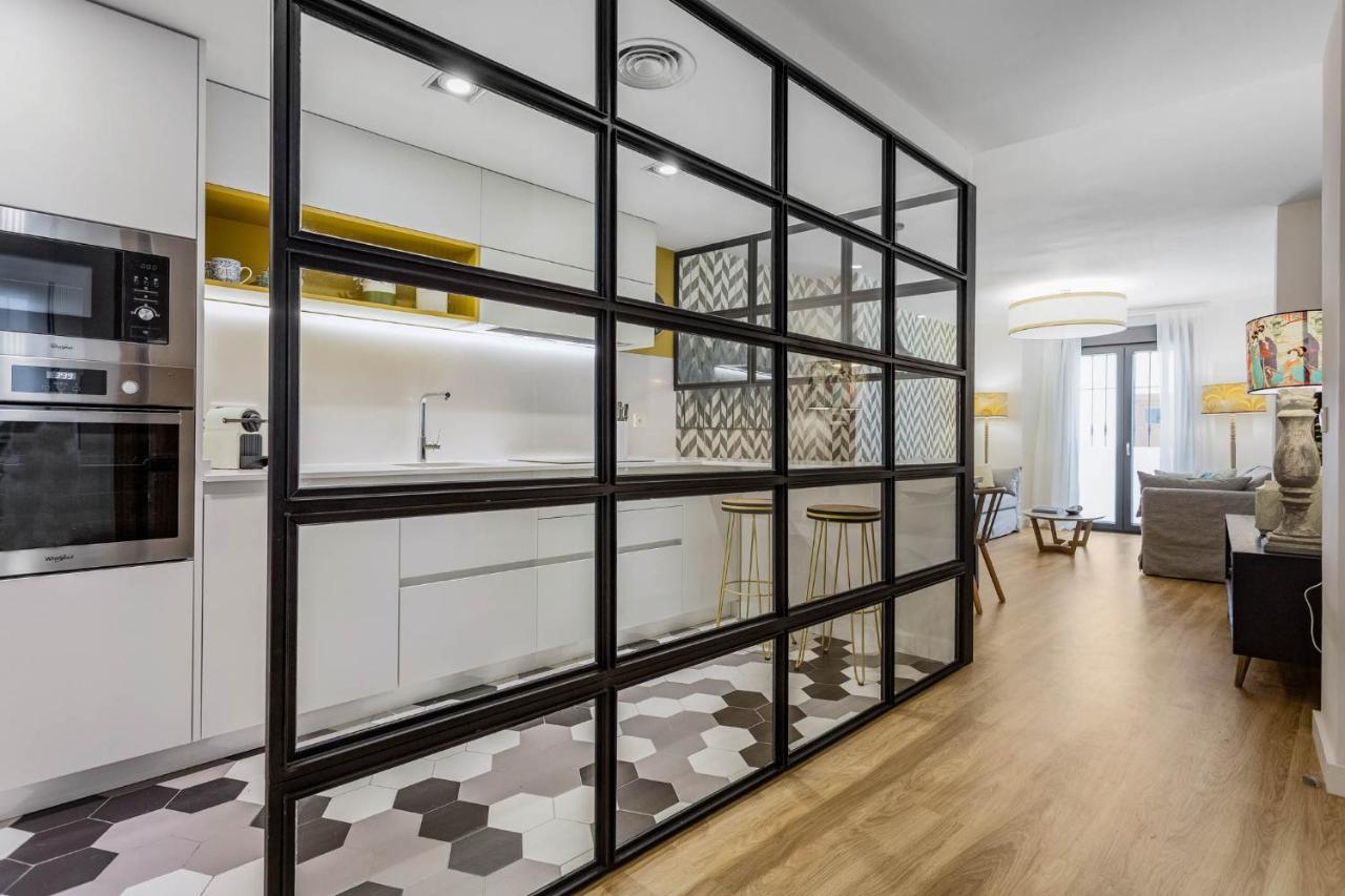 Eleven Real De La Carreteria, By Homing U * Seville