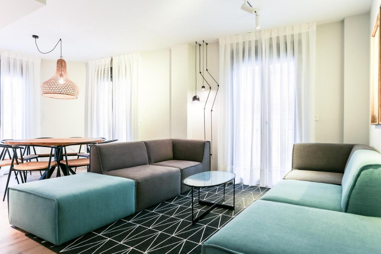 Eleven Real De La Carreteria, By Homing U Appartement