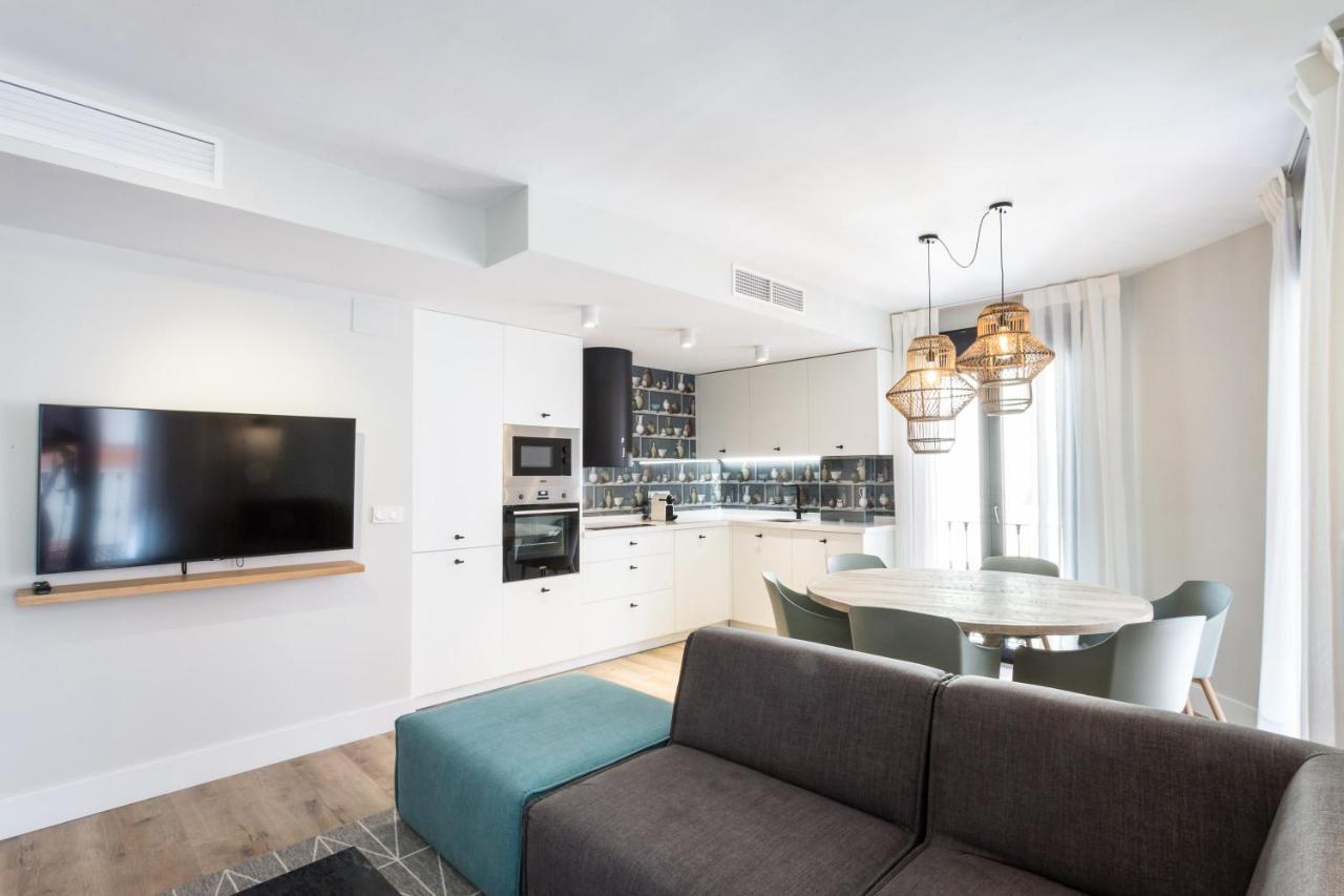 Eleven Real De La Carreteria, By Homing U Appartement
