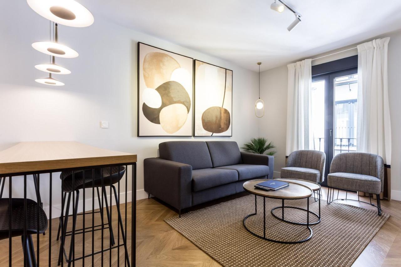 Eleven Real De La Carreteria, By Homing U Appartement